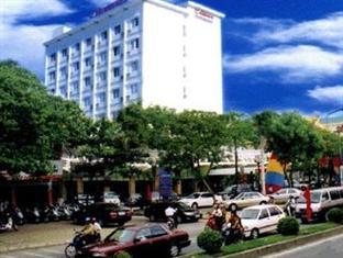 Huu Nghi Hotel Vinh Bagian luar foto